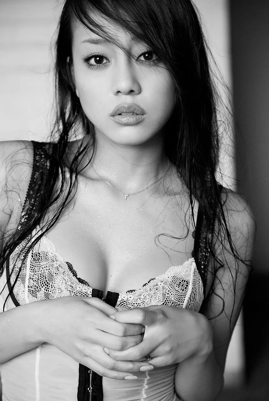 [Image.tv] Sách ảnh "Love Poison" của Yu Abiru - 55