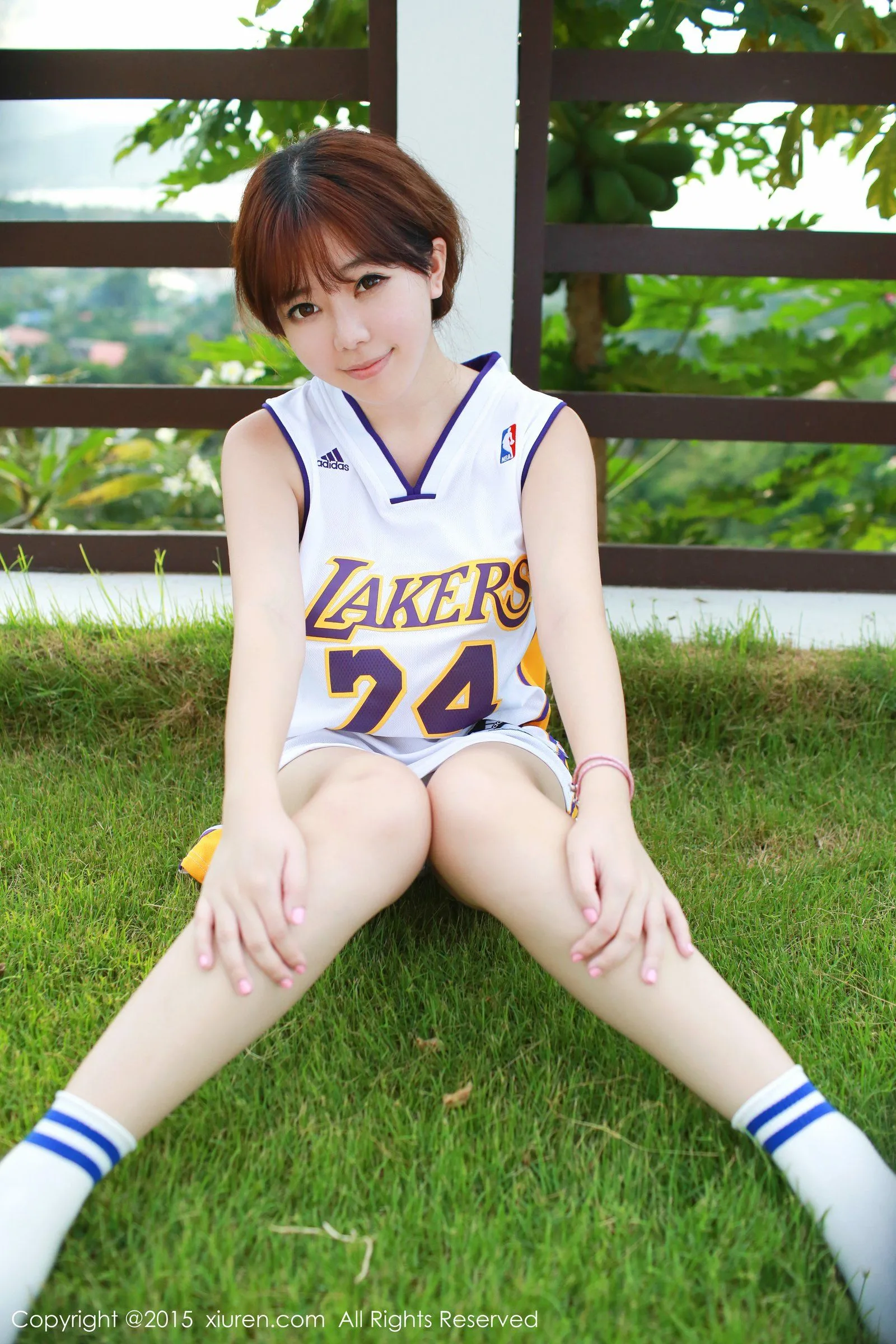 [XiuRen.com] Số 452 Lưu Phi Phi (Faye) - Áo bóng rổ Kobe + bộ dụng cụ trói buộc bằng băng dính - 1